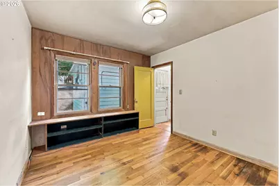 2211 SW Martha St, Portland, OR 97239 - Photo 20