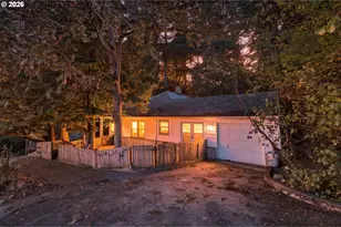 2211 SW Martha St, Portland, OR 97239 - Photo 40