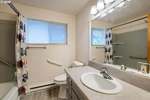 667 Archie St, Eugene, OR 97402 - Photo 28