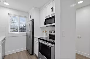 12642 NW Barnes Rd, Portland, OR 97229 - Photo 14