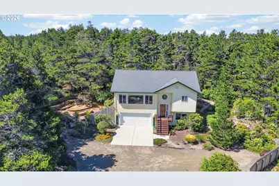 88548 Nautilus Ct, Florence, OR 97439 - Photo 1