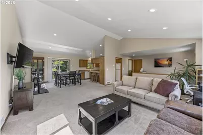 88548 Nautilus Ct, Florence, OR 97439 - Photo 2
