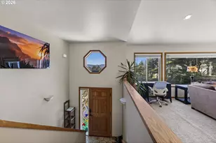 88548 Nautilus Ct, Florence, OR 97439 - Photo 12