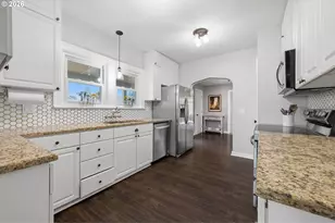 14053 SW 118th Ct, Portland, OR 97224 - Photo 12