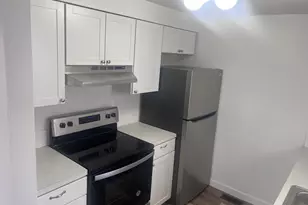 6822 SE Woodstock Blvd, Portland, OR 97206 - Photo 18