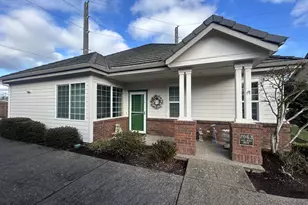 2063 Lake Wind Dr, Eugene, OR 97408 - Photo 4