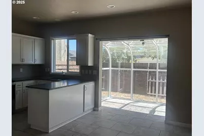 2063 Lake Wind Dr, Eugene, OR 97408 - Photo 24