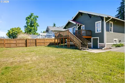 241 Mill St, Silverton, OR 97381 - Photo 36