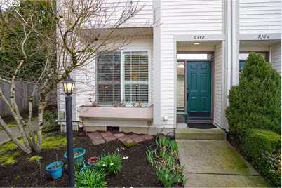 9348 SW Sutton Pl, Tigard, OR 97223 - Photo 4