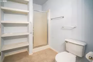 9348 SW Sutton Pl, Tigard, OR 97223 - Photo 22