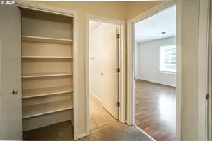 9348 SW Sutton Pl, Tigard, OR 97223 - Photo 28