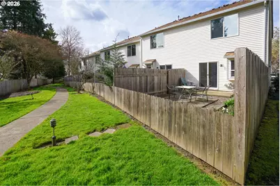 9348 SW Sutton Pl, Tigard, OR 97223 - Photo 40