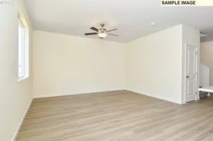 3982 SW Duniway Ln, Gresham, OR 97080 - Photo 10