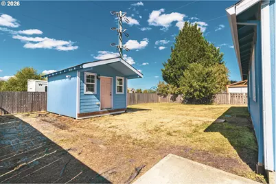 1729 Hartford Dr, Forest Grove, OR 97116 - Photo 24