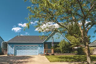 1729 Hartford Dr, Forest Grove, OR 97116 - Photo 2
