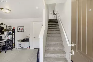 7452 NW Elise Ave, Portland, OR 97229 - Photo 4