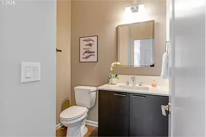 1905 NE Ainsworth St, Portland, OR 97211 - Photo 16