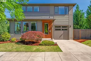1905 NE Ainsworth St, Portland, OR 97211 - Photo 2