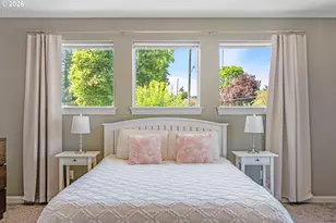 1905 NE Ainsworth St, Portland, OR 97211 - Photo 18