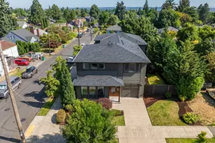 1905 NE Ainsworth St, Portland, OR 97211 - Photo 32