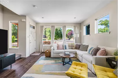 1905 NE Ainsworth St, Portland, OR 97211 - Photo 6