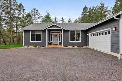 385 Pacific Dunes Dr, North Bend, OR 97459 - Photo 2