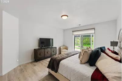 385 Pacific Dunes Dr, North Bend, OR 97459 - Photo 32