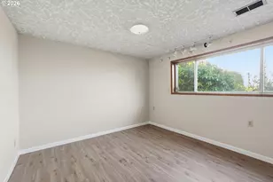 14205 NE Fremont Ct, Portland, OR 97230 - Photo 28