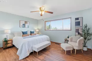 14205 NE Fremont Ct, Portland, OR 97230 - Photo 16