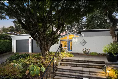 2641 SW Ridge Dr, Portland, OR 97219 - Photo 1