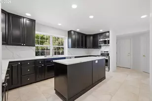 17903 Ridge Lake Dr, Lake Oswego, OR 97034 - Photo 12
