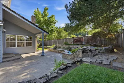 17903 Ridge Lake Dr, Lake Oswego, OR 97034 - Photo 28