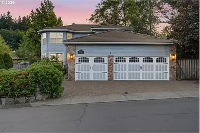 17903 Ridge Lake Dr, Lake Oswego, OR 97034 - Photo 2