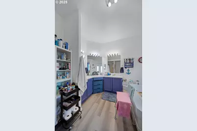 1312 W 14th St, Coquille, OR 97423 - Photo 20