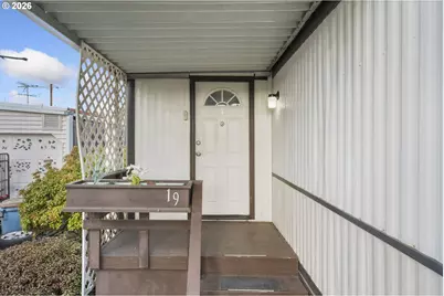 4400 SE Roethe Rd, Milwaukie, OR 97267 - Photo 4