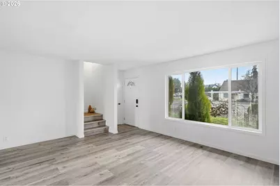 1565 E Main St, Hillsboro, OR 97123 - Photo 4