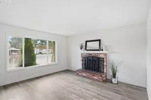 1565 E Main St, Hillsboro, OR 97123 - Photo 8