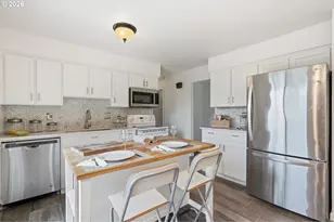 1565 E Main St, Hillsboro, OR 97123 - Photo 10