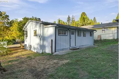 541 Mont St, Canyonville, OR 97417 - Photo 20