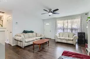 16827 SE Rhine St, Portland, OR 97236 - Photo 6