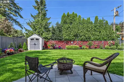 16827 SE Rhine St, Portland, OR 97236 - Photo 18