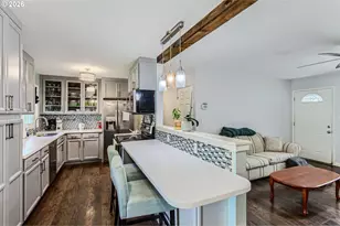 16827 SE Rhine St, Portland, OR 97236 - Photo 8