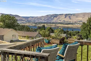 1718 Nevada St, The Dalles, OR 97058 - Photo 6