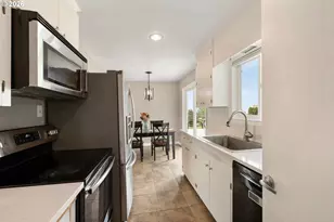 1718 Nevada St, The Dalles, OR 97058 - Photo 16