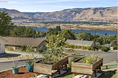 1718 Nevada St, The Dalles, OR 97058 - Photo 30