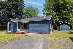 2306 Jefferson St, Sweet Home, OR 97386 - Photo 2