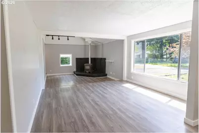 2306 Jefferson St, Sweet Home, OR 97386 - Photo 8