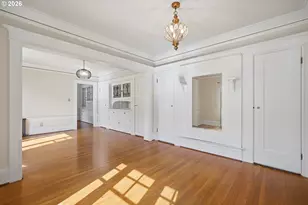 2083 NW Johnson St, Portland, OR 97209 - Photo 10