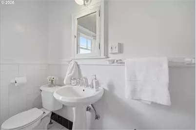2083 NW Johnson St #64, Portland, OR 97209 - Photo 22