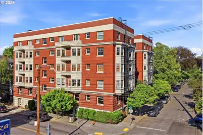 2083 NW Johnson St #64, Portland, OR 97209 - Photo 2
